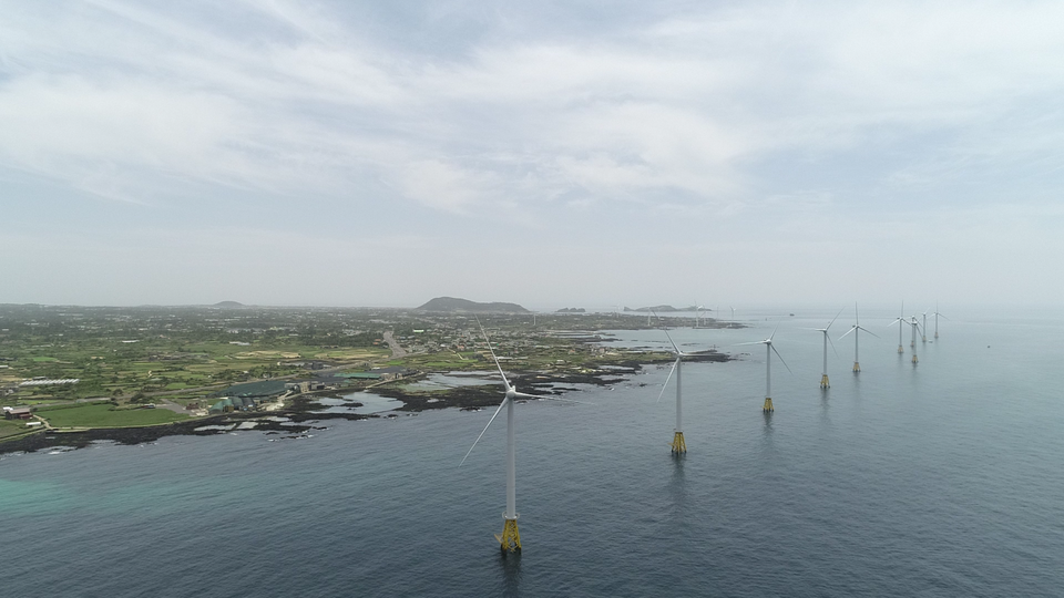 제주탐라해상풍력발전소의 풍경. 출처:에너지정보문화재단
