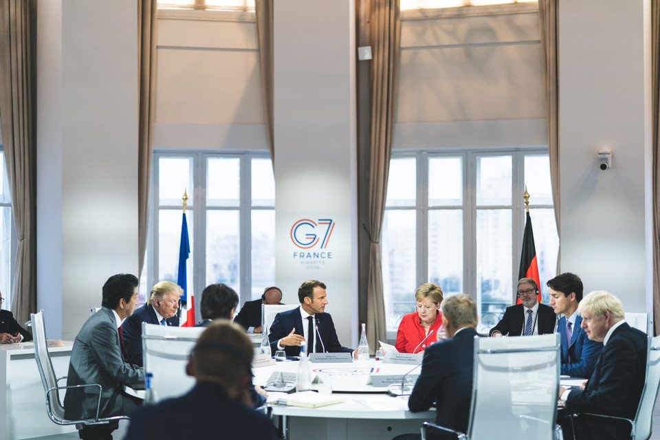 2019년 프랑스 비아리츠Biarritz에서 개최된 G7 정상회담 장면