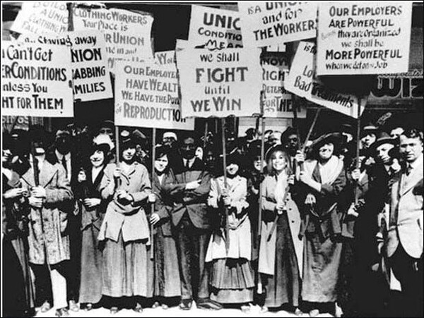 1908년 미국에서 일어난 여성 노동자들의 시위/한국여성단체연합 홈페이지 갈무리