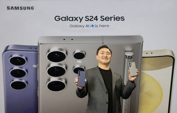 '갤럭시 언팩 2024(Galaxy Unpacked 2024)'행사에서 삼성전자 MX사업부장 노태문 사장이 '갤럭시 S24 시리즈'를 공개하고 있다. 삼성전자 제공.
